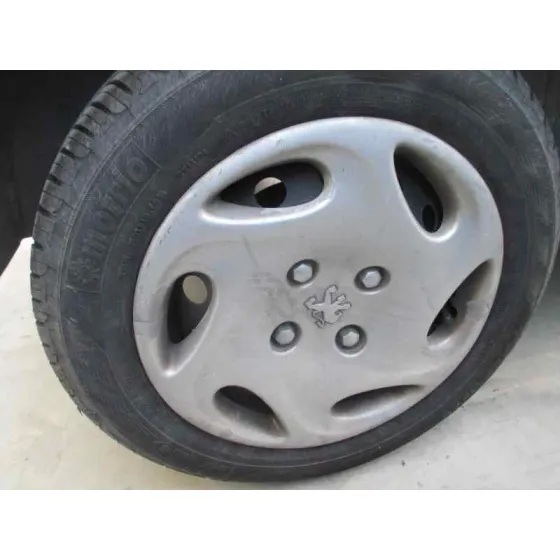 PEUGEOT 206 BERLINA '2002 XR PLATA