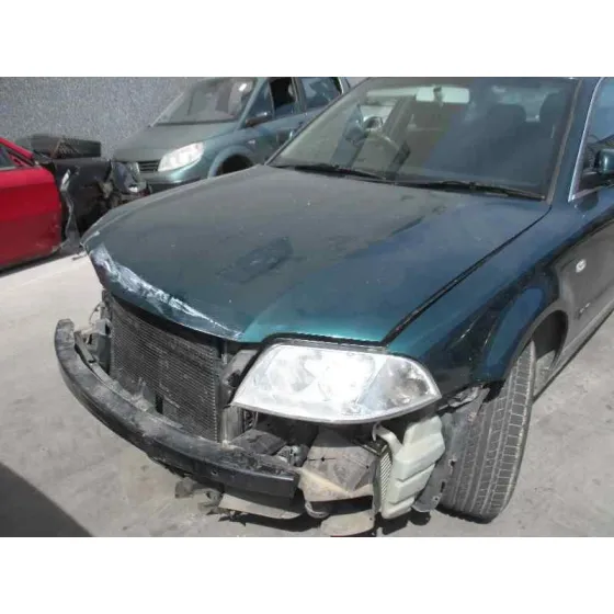 VOLKSWAGEN PASSAT BERLINA (3B3) '2001 ADVANCE VERDE