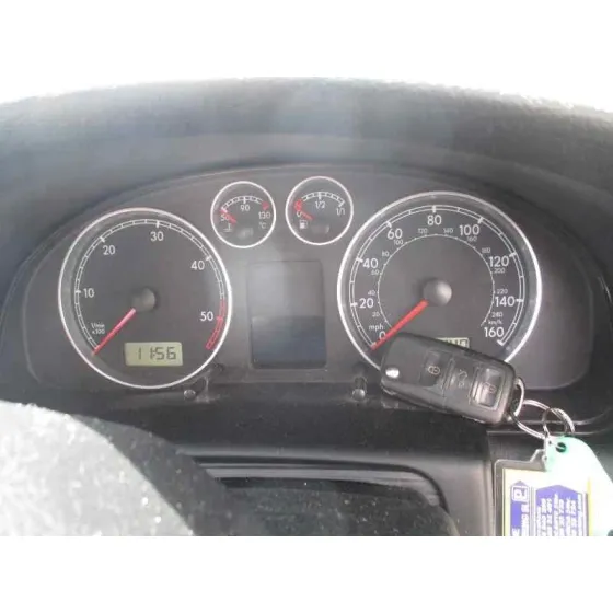 VOLKSWAGEN PASSAT BERLINA (3B3) '2001 ADVANCE VERDE