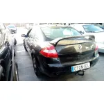 RENAULT MEGANE II CLASSIC BERLINA RENAULT MEGANE II CLASSIC BERLINA '2004 CONFORT DYNAMIQUE NEGRO 2003