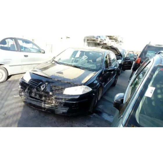RENAULT MEGANE II CLASSIC BERLINA '2004 CONFORT DYNAMIQUE NEGRO