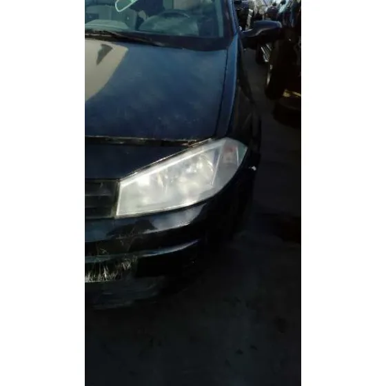 RENAULT MEGANE II CLASSIC BERLINA '2004 CONFORT DYNAMIQUE NEGRO