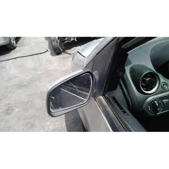 FORD FIESTA (CBK) '2005 AMBIENTE PLATA