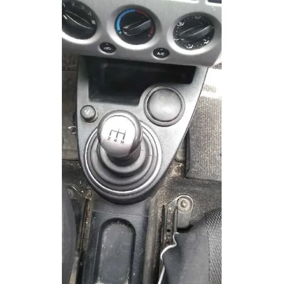 FORD FIESTA (CBK) '2005 AMBIENTE PLATA