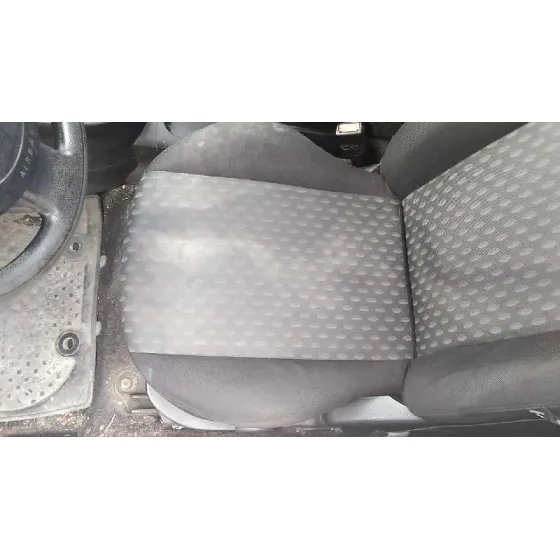 FORD FIESTA (CBK) '2005 AMBIENTE PLATA
