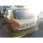 PEUGEOT 206 BERLINA PEUGEOT 206 BERLINA '2005 X-LINE DORADO 2002