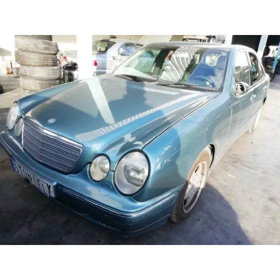 MERCEDES CLASE E (W210) BERLINA DIESEL '2000 320 CDI (210.026) AZUL VERDOSO