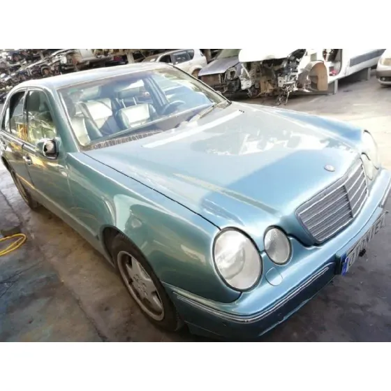 MERCEDES CLASE E (W210) BERLINA DIESEL '2000 320 CDI (210.026) AZUL VERDOSO