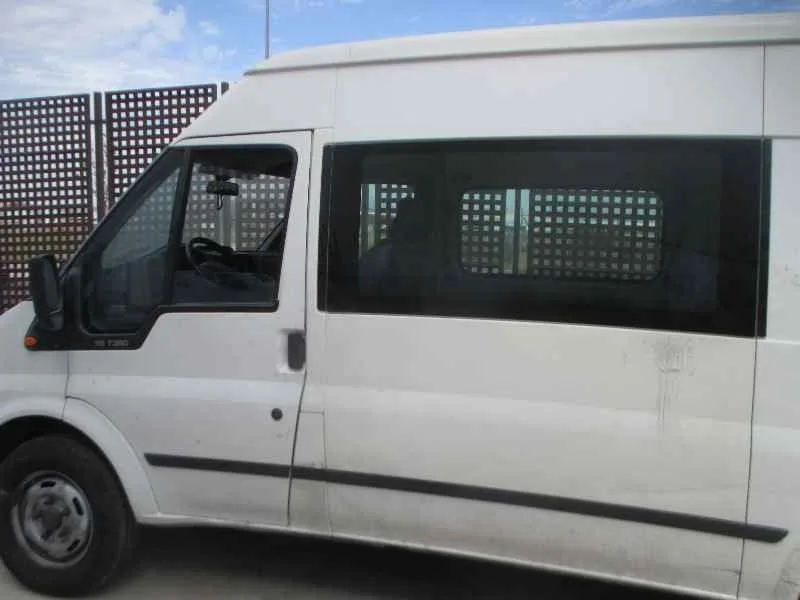 FORD TRANSIT MOD. 2000 COMBI '2006 FT 350 2.4 LARGO BLANCO
