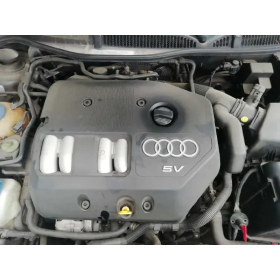 AUDI A3 (8L) '2001 1.8 AMBIENTE AZUL