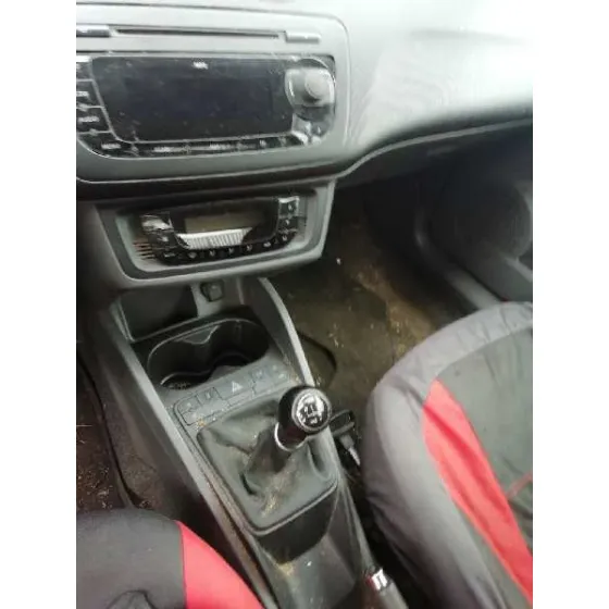 SEAT IBIZA (6J5) '2010 REFERENCE ROJO