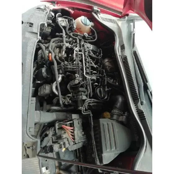 SEAT IBIZA (6J5) '2010 REFERENCE ROJO