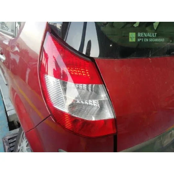 RENAULT SCENIC II '2006 EXCEPTION ROJO