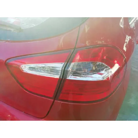 KIA RIO (YB) '2016 ATTRACT ROJO