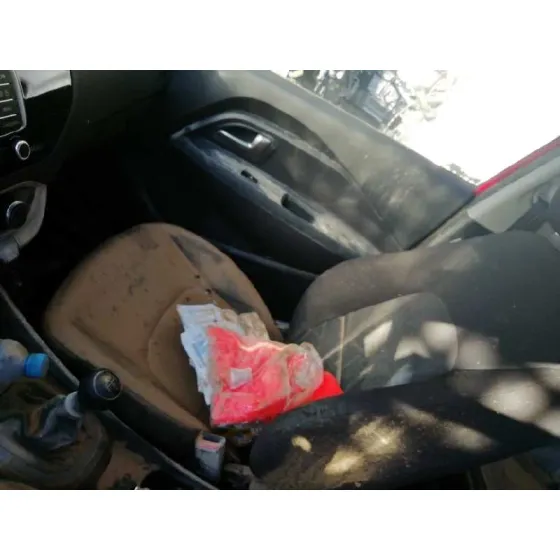 KIA RIO (YB) '2016 ATTRACT ROJO