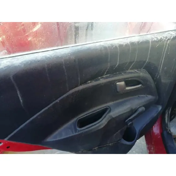 KIA RIO (YB) '2016 ATTRACT ROJO