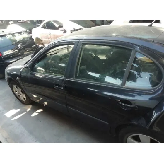 SEAT LEON (1M1) '2005 1.9 TDI NEGRO
