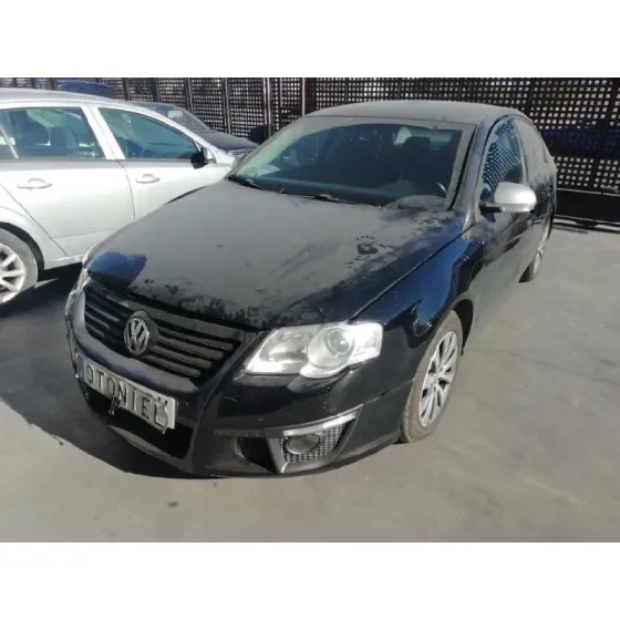VOLKSWAGEN PASSAT BERLINA (3C2) '2009 HIGHLINE NEGRO