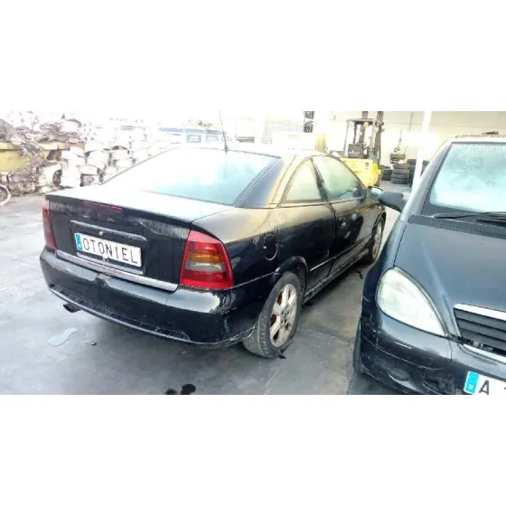OPEL ASTRA G COUPE '2004 2.2 DTI EDITION NEGRO