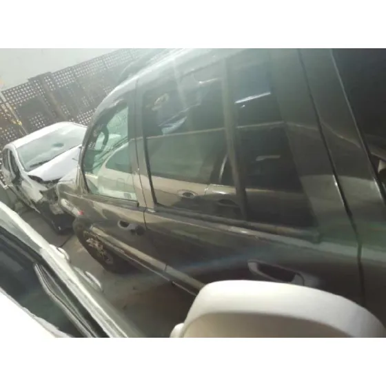 JEEP GR.CHEROKEE (WJ/WG) '2004 2.7 CRD CAT GRIS