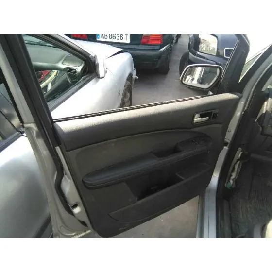 FORD FOCUS C-MAX (CAP) '2006 GHIA (D) PLATA