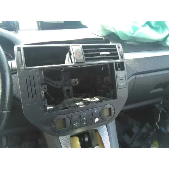 FORD FOCUS C-MAX (CAP) '2006 GHIA (D) PLATA