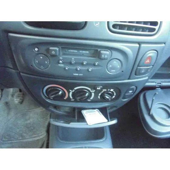RENAULT MEGANE I FASE 2 CLASSIC (LA..) '2002 1.9 DCI DYNAMIQUE GRIS PLATA