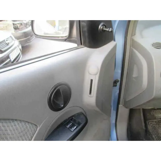 DAEWOO KALOS '2004 1.2 CAT AZUL