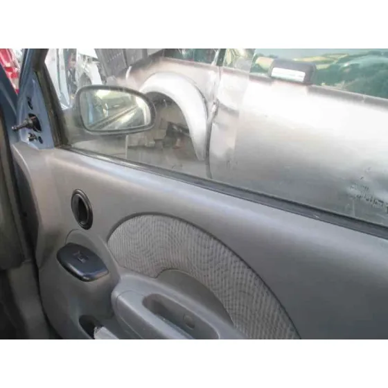 DAEWOO KALOS '2004 1.2 CAT AZUL