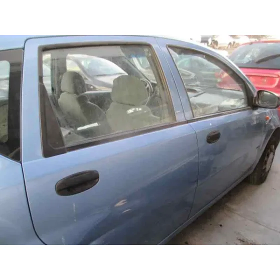 DAEWOO KALOS '2004 1.2 CAT AZUL