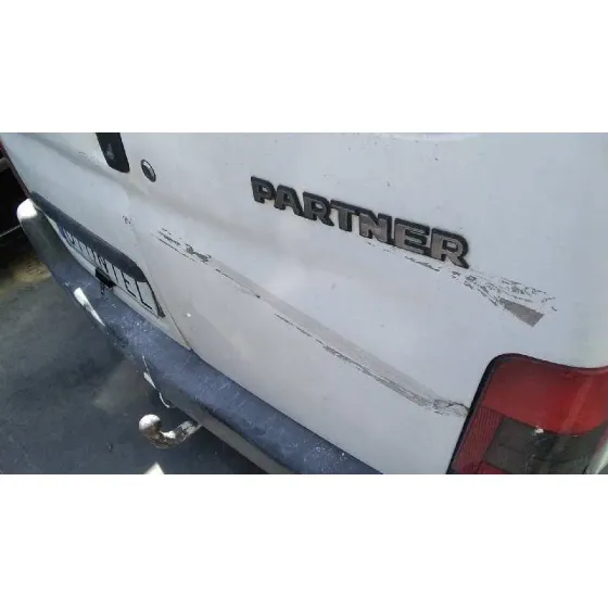 PEUGEOT PARTNER (S1) '2002 1.9 DIESEL BLANCO