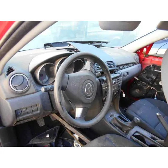 MAZDA 3 BERLINA (BK) '2007 1.6 CRDT ACTIVE ROJO