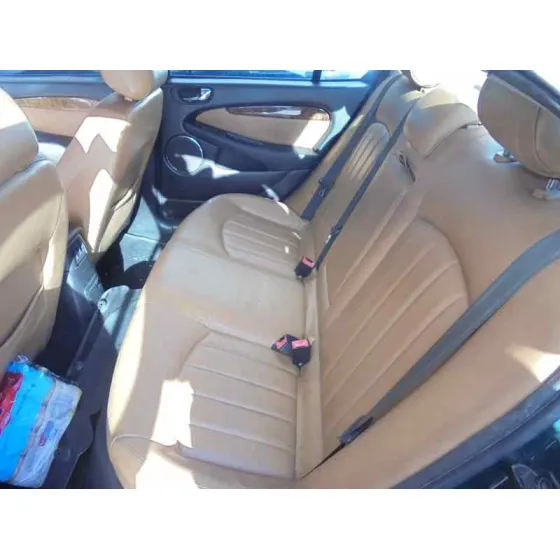 JAGUAR X-TYPE '2001 2.5 V6 VERDE