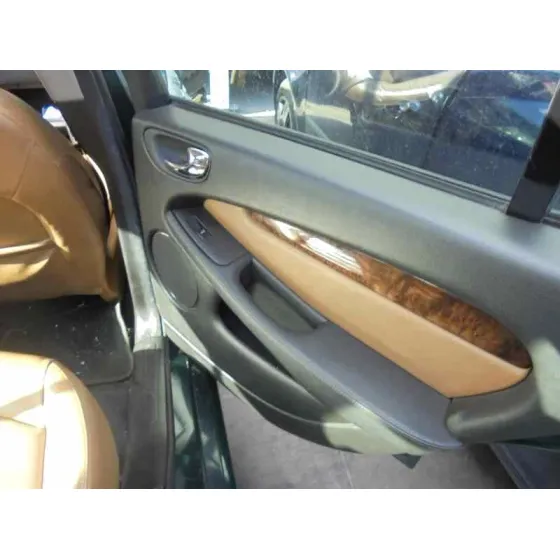 JAGUAR X-TYPE '2001 2.5 V6 VERDE
