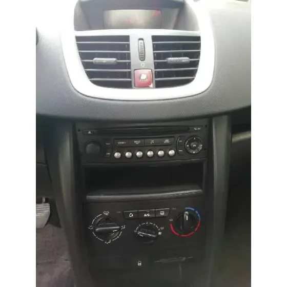 PEUGEOT 207 '2006 X-LINE