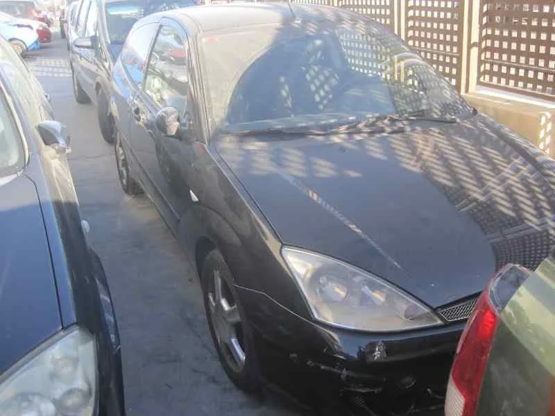 FORD FOCUS BERLINA (CAK) '2002 TREND NEGRO