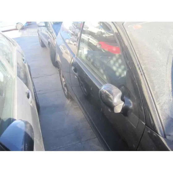 FORD FOCUS BERLINA (CAK) '2002 TREND NEGRO