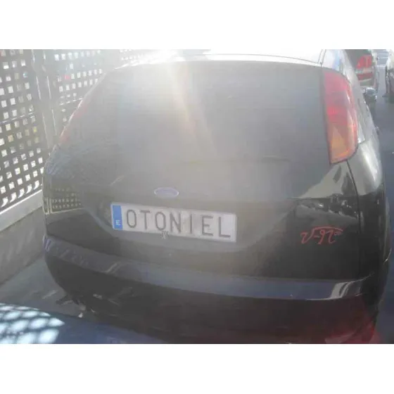 FORD FOCUS BERLINA (CAK) '2002 TREND NEGRO