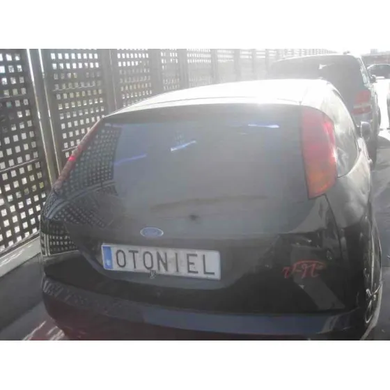 FORD FOCUS BERLINA (CAK) '2002 TREND NEGRO