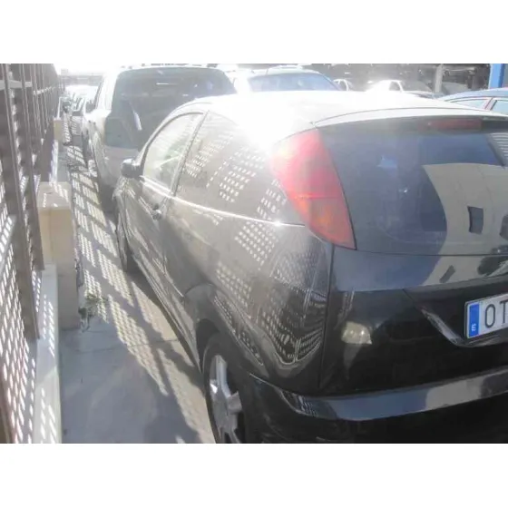 FORD FOCUS BERLINA (CAK) '2002 TREND NEGRO