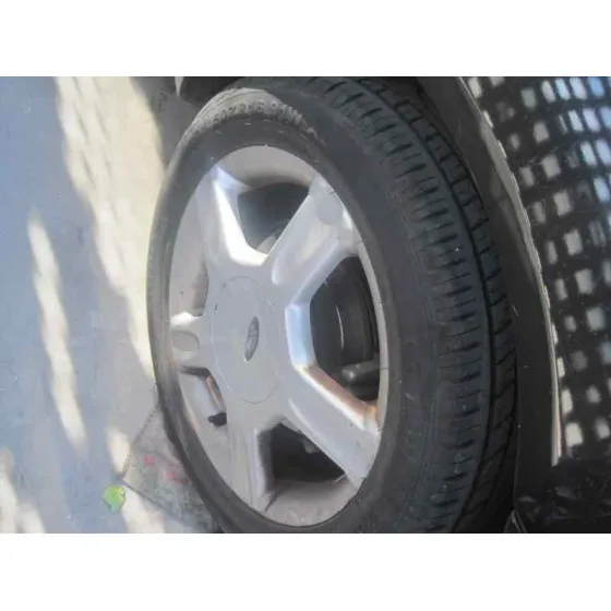 FORD FOCUS BERLINA (CAK) '2002 TREND NEGRO