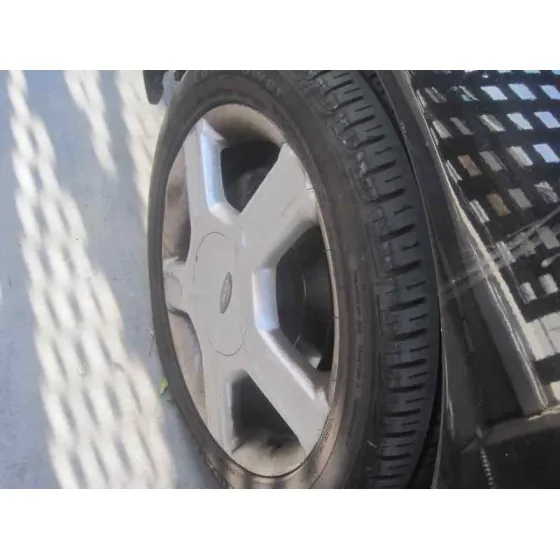 FORD FOCUS BERLINA (CAK) '2002 TREND NEGRO