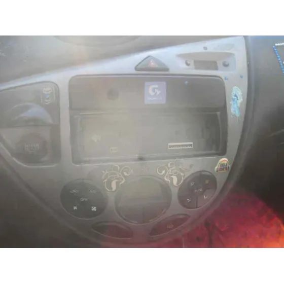 FORD FOCUS BERLINA (CAK) '2002 TREND NEGRO