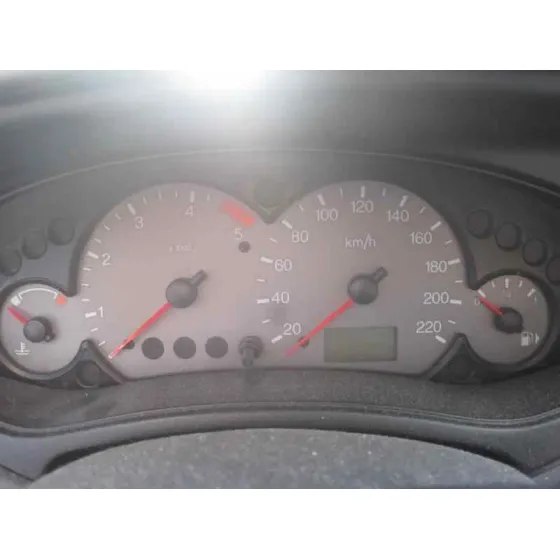 FORD FOCUS BERLINA (CAK) '2002 TREND NEGRO