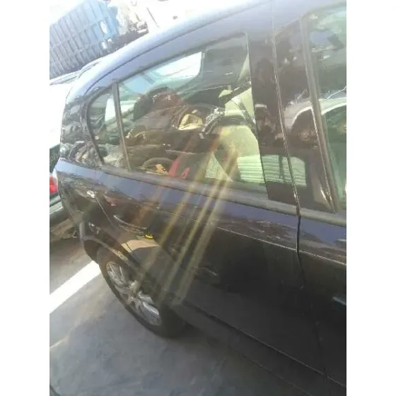 OPEL ASTRA H BERLINA '2004 COSMO NEGRO