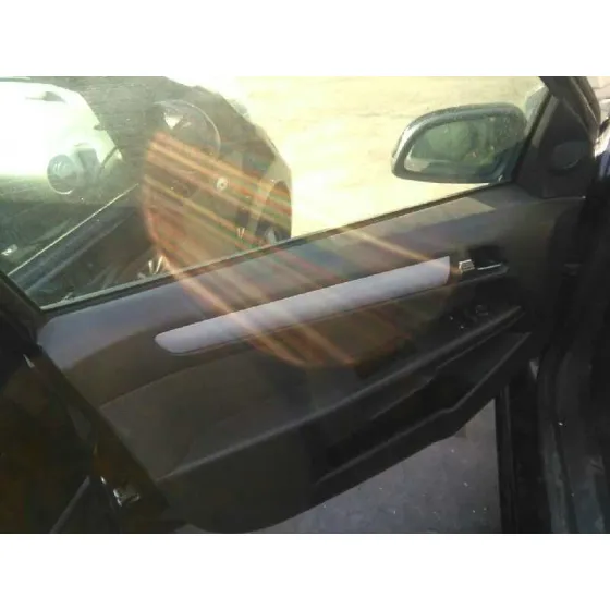OPEL ASTRA H BERLINA '2004 COSMO NEGRO