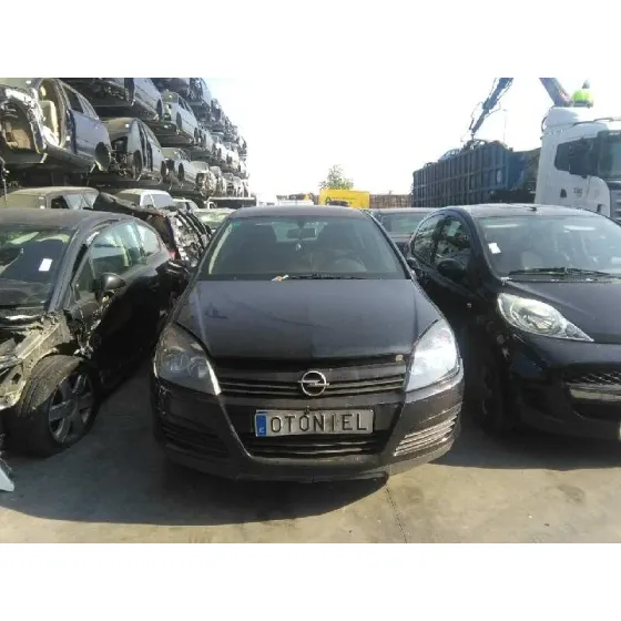 OPEL ASTRA H BERLINA '2004 COSMO NEGRO