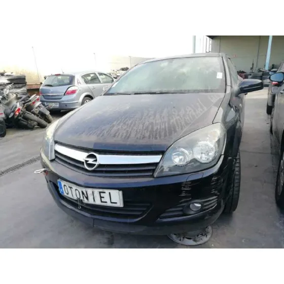 OPEL ASTRA GTC '2006 COSMO NEGRO