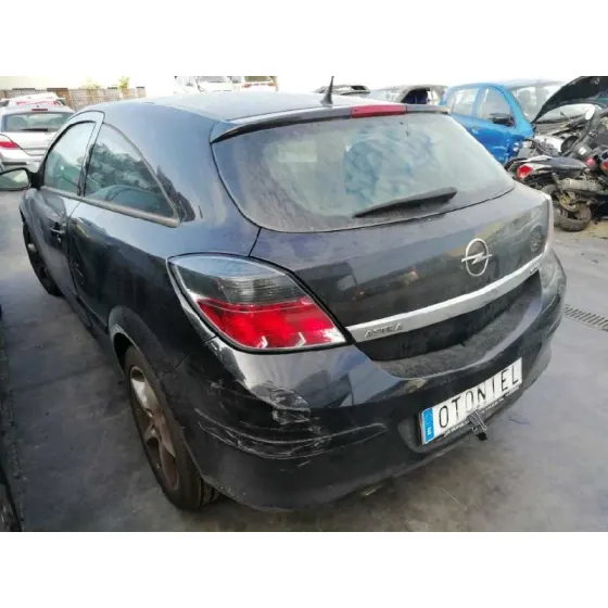 OPEL ASTRA GTC '2006 COSMO NEGRO