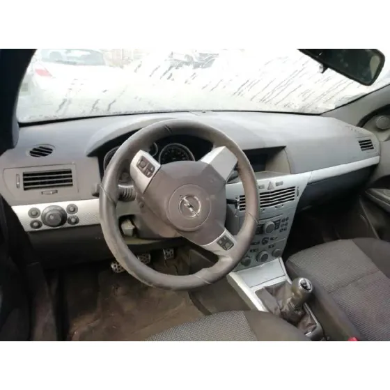 OPEL ASTRA GTC '2006 COSMO NEGRO